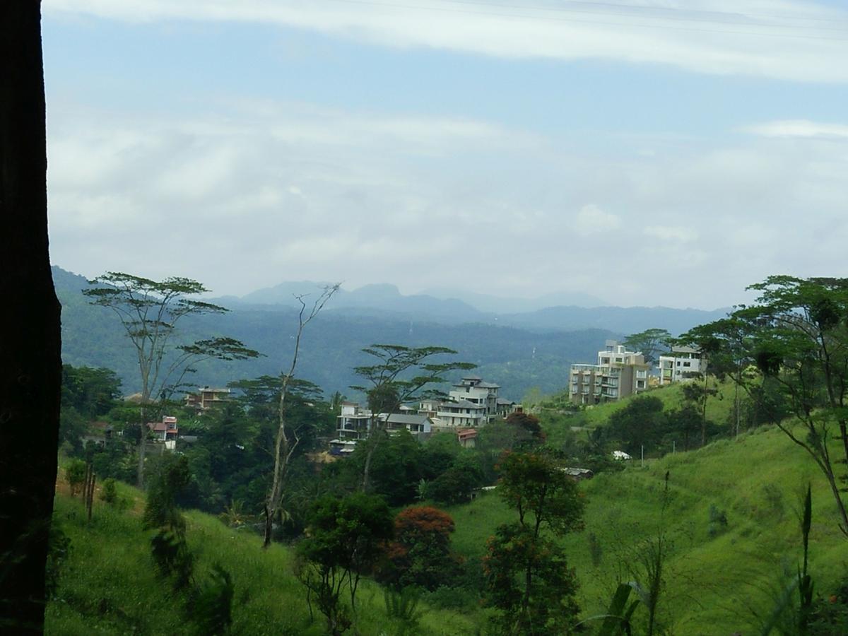 Idyllic Vista Apartment Huduhumpola Luaran gambar