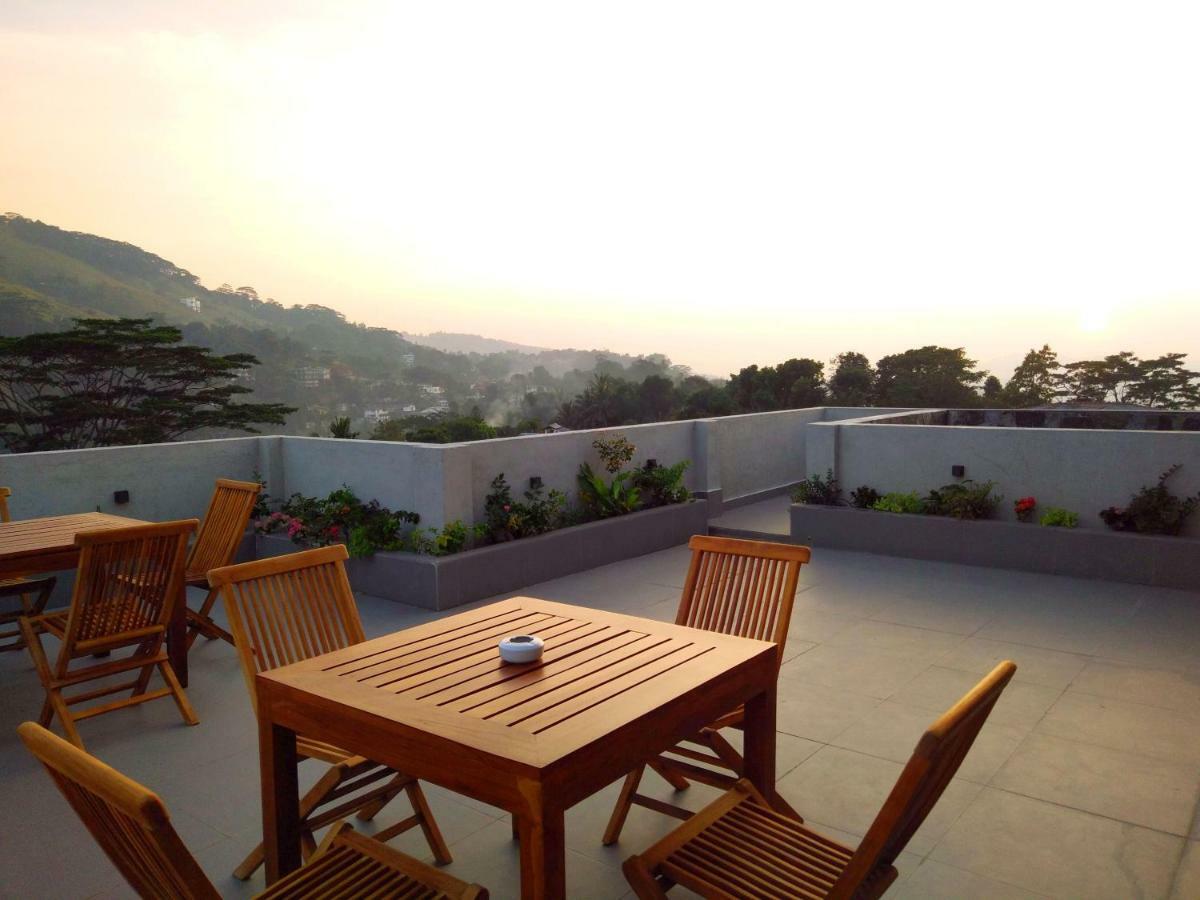 Idyllic Vista Apartment Huduhumpola Luaran gambar